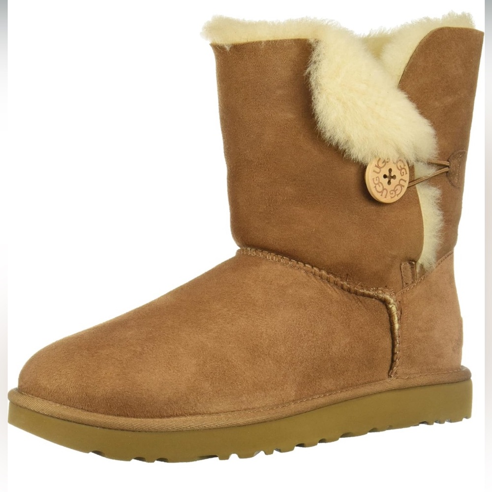 Ugg Australia Shearling Bailey Button Booths - image 2